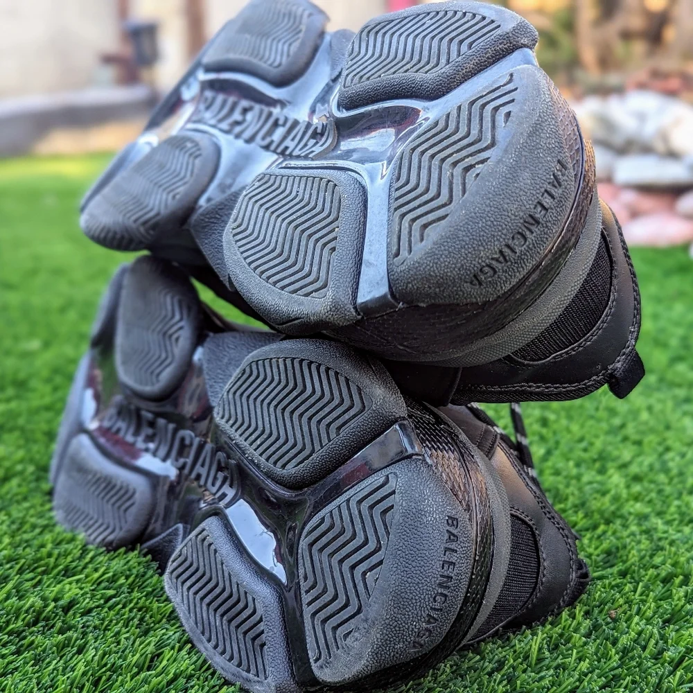 Balenciaga Black Triple S Trainer Sneakers
